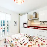 Dody By Interhome شقة سانريمو