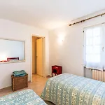 شقة Dody By Interhome